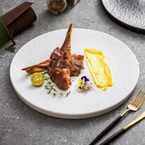 Embossed Porcelain Round Plate Wholesale