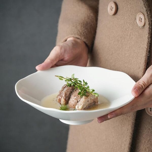 Matte Black Slanted Ramen Bowl Wholesale Horeca - Image 3