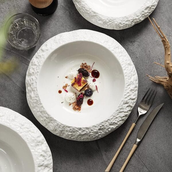 Straw Hat Ceramic Pasta Dish Wholesale - Image 2