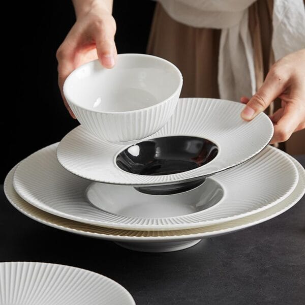Straw Hat Ceramic Charger Plate Wholesale - Image 2