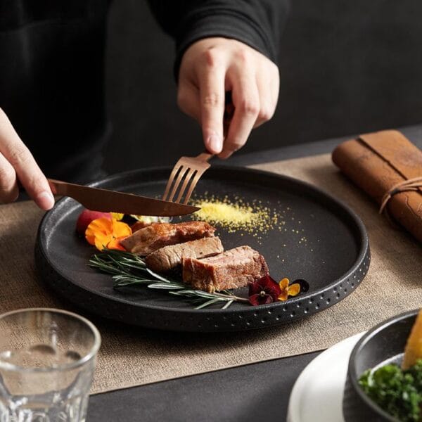Luxurious Glazed Ceramic Tableware Set Wholesale - Image 3