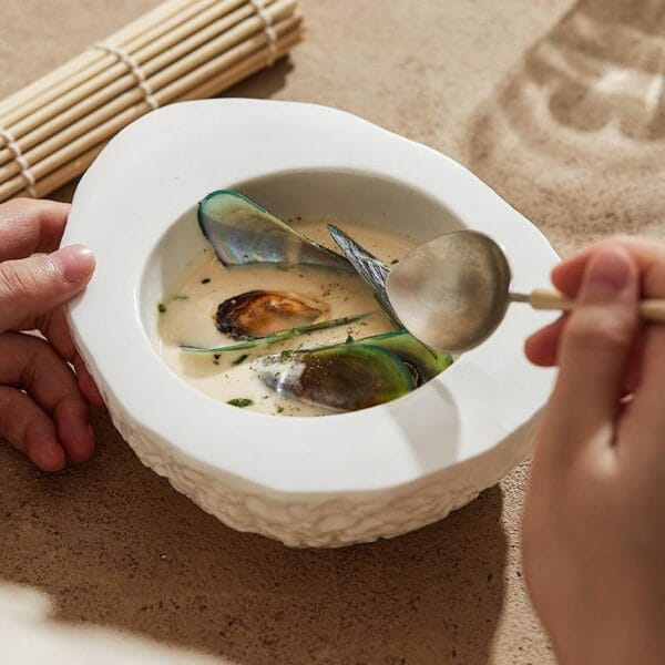 White Ceramic Egg Shaped Serving Set Wholesale - Image 3