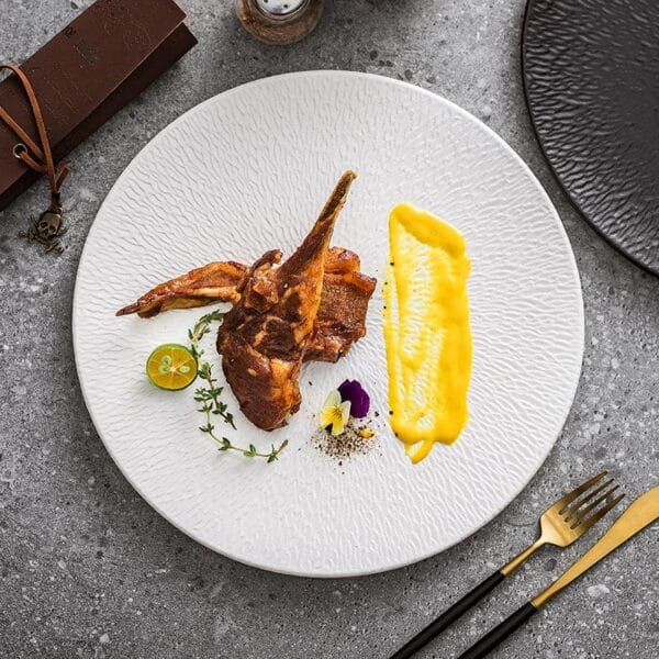 Embossed Porcelain Round Plate Wholesale - Image 3