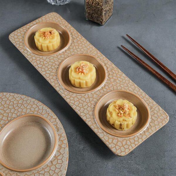 Japanese Ceramic Divided Dinner Plate Wholesale - Image 2