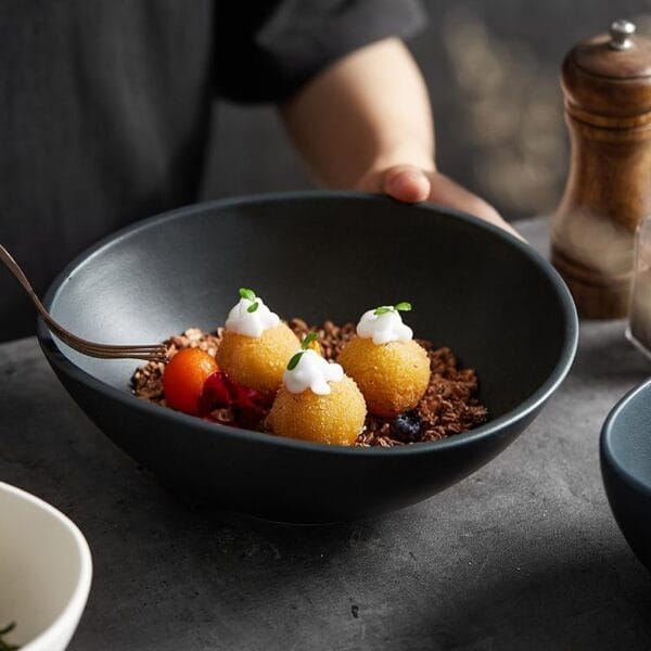 Irregular Ceramic Noodle Bowl 1280ML Wholesale - Image 4