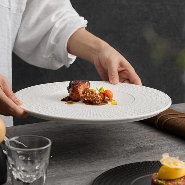 Custom Porcelain White Oval Plate Wholesale - Image 4