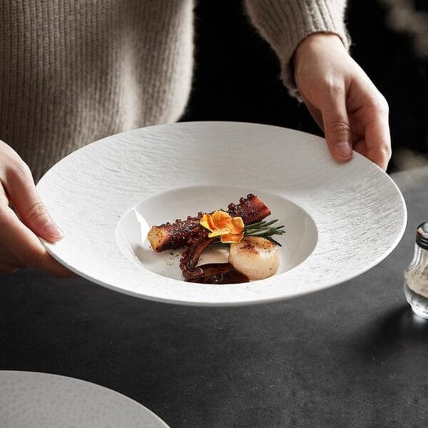 Nordic Color Glaze Ceramic Pasta Plate Wholesale