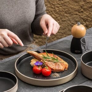 Vintage European Ceramic Round Plate Wholesale