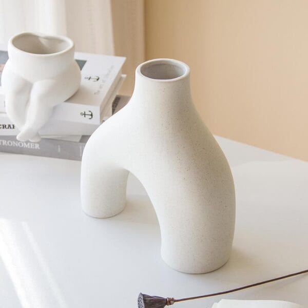Abstract Ceramic Vase Wholesale - Image 4