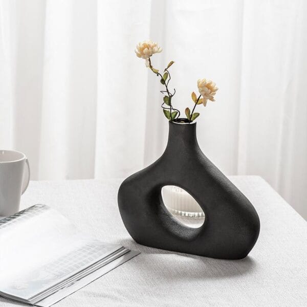 Minimalist Ceramic Vase Wholesale - Image 4