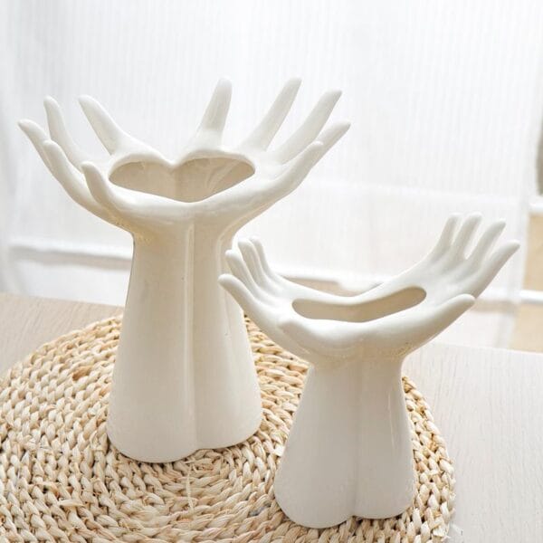 Artistic Human Ceramic Vase Wholesale - Image 2