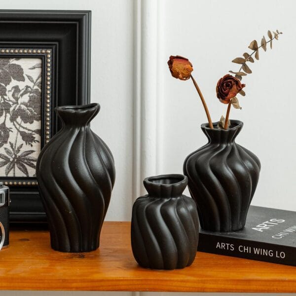 Striped Ceramic Vase Set Wholesale - Image 2