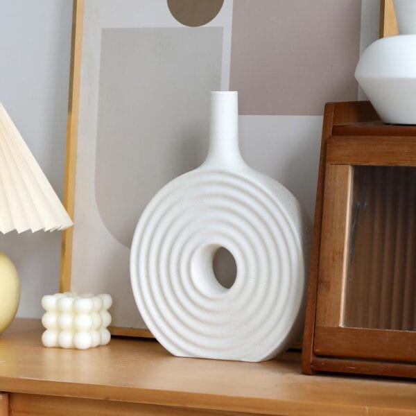 Nordic Ceramic Circle Vase Wholesale - Image 3