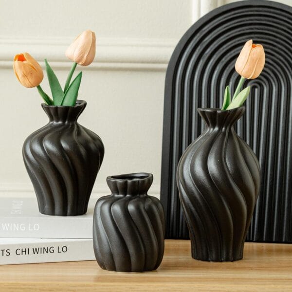 Striped Ceramic Vase Set Wholesale - Image 4