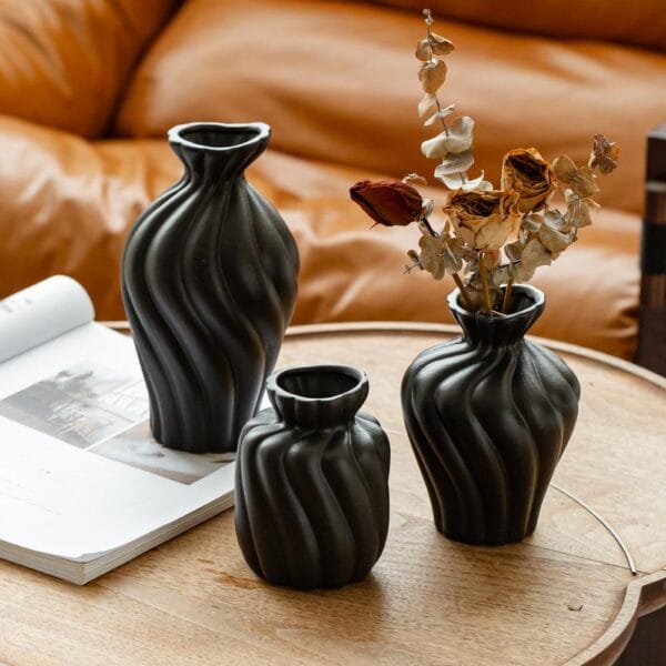 Striped Ceramic Vase Set Wholesale - Image 3