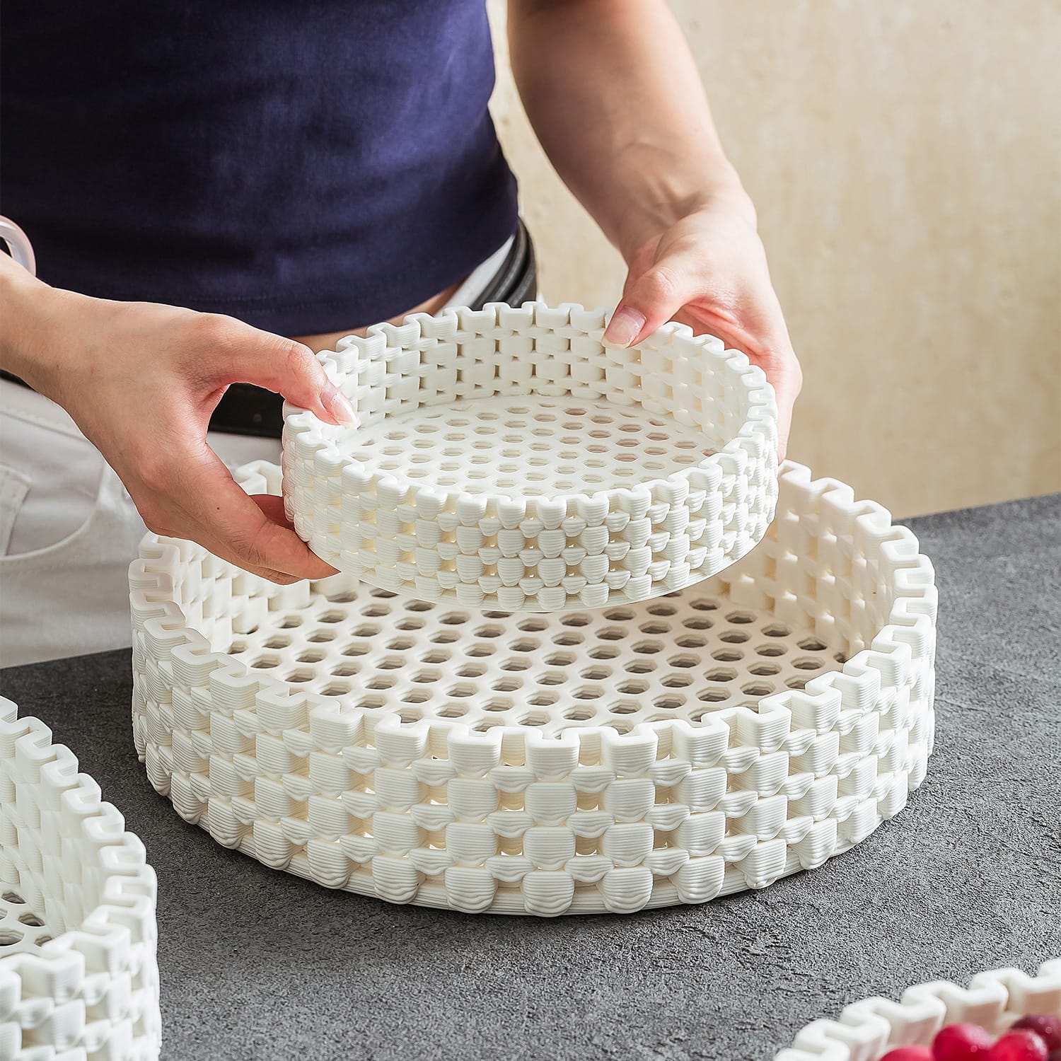 New Arrival Porcelain Snake/Fruit Basket - Image 4