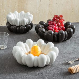 Porcelain Bloom Tray for furit and deco White/Black 6.3/9 inch